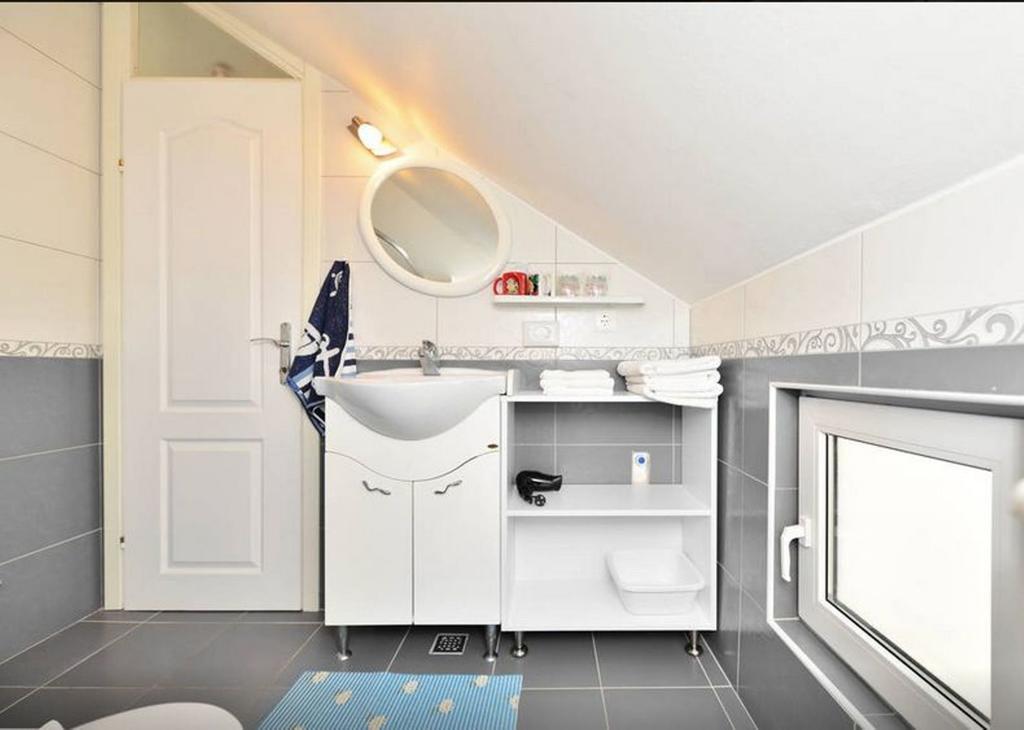 Apartments Sanda 2 プロマイナ 部屋 写真